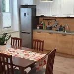 Dom Caloroczny Nad Jeziorem * Ольштынек