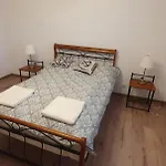 Dom Caloroczny Nad Jeziorem Дом отдыха