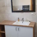 Dom Caloroczny Nad Jeziorem Дом отдыха