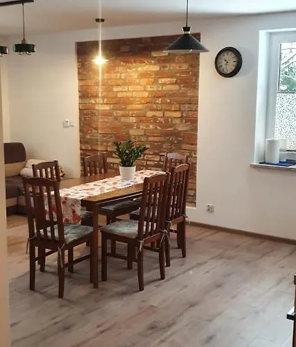 Dom Caloroczny Nad Jeziorem